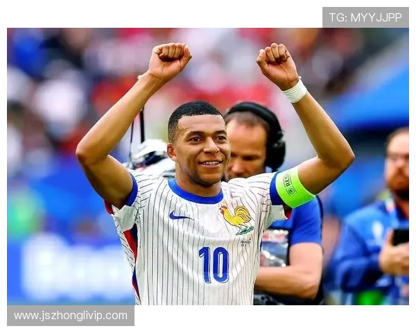 全球足球明星年薪排行榜揭晓谁是最高收入球员揭秘