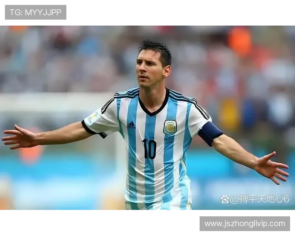 全球足球明星风采大揭秘从梅西到C罗的传奇故事与成就分析 全球足球明星风采大揭秘从梅西到C罗的传奇故事与成就分析