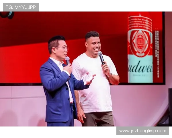 全球足球舞台上闪耀的David们：他们的传奇与成就