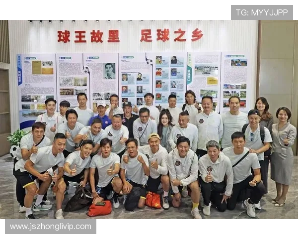利姓足球明星的传奇故事与成就解析 利姓足球明星的传奇故事与成就解析