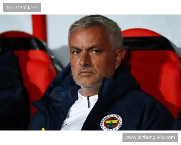 切尔西足球明星手机壳热销让你随时随地展现球迷风采