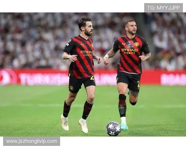 足球明星沃克精彩瞬间视频回顾展现其场上风采与个人魅力 足球明星沃克精彩瞬间视频回顾展现其场上风采与个人魅力